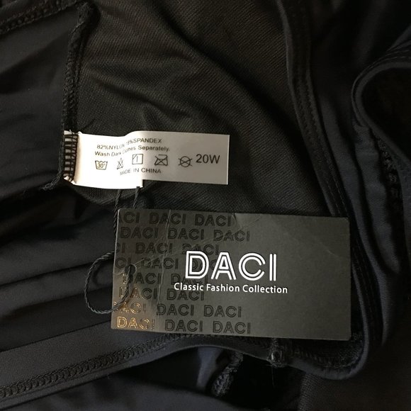 DACI Plus Size One Piece Swimsuit 🏊 NEW WITH TAGS! - Picture 13 of 16